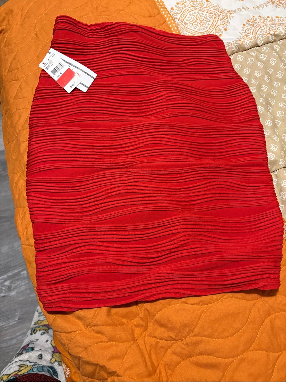 Women’s Red Textured Bodycon Skirt